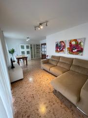 Rent Flat in Frederic mompou 2. Centro ciudad, 3 dorm, 2 baños, solárium, calefacción y aire