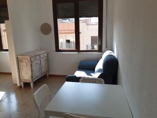Miete Studiowohnung  Carrer de cristòfor colom 20. Zona centro ciudad cerca mercado central