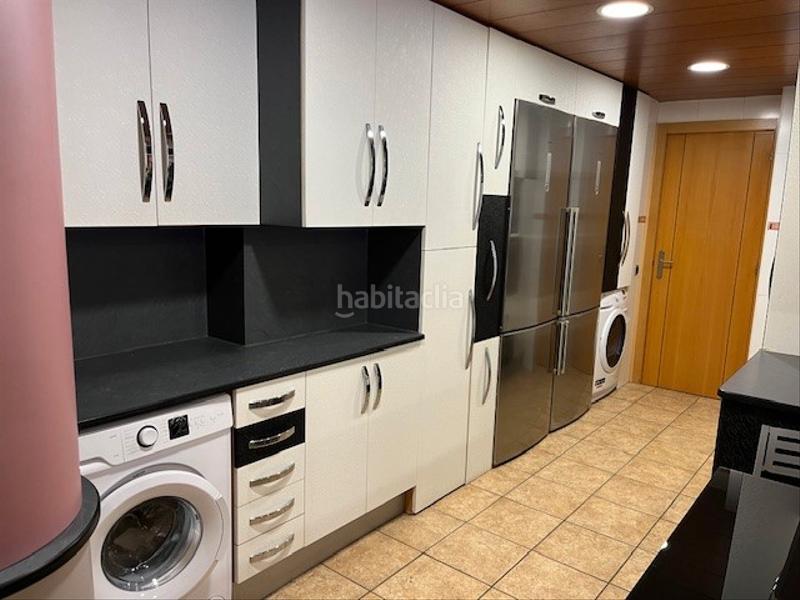 Foto 8d529190-89b4-4902-9c03-8cd57b9f2070. Piso en carrer d'eivissa 16 zona centrica, cerca centros comerciales y sanitarios en Tarragona