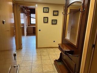 Etagenwohnung in Carrer d'eivissa 16. Zona centrica, cerca centros comerciales y sanitarios