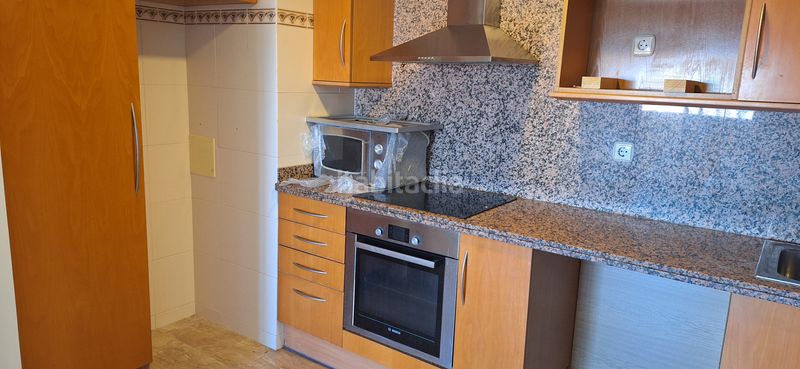 Foto b3fb0f98-e0f7-4f46-9401-6f00caad2fd1. Pis amb calefacció aparcament piscina a Nou Eixample Nord Tarragona