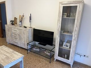 Rent Flat in Carrer violant d'hongria 3. Edificio residencial spisp, vistas al mar