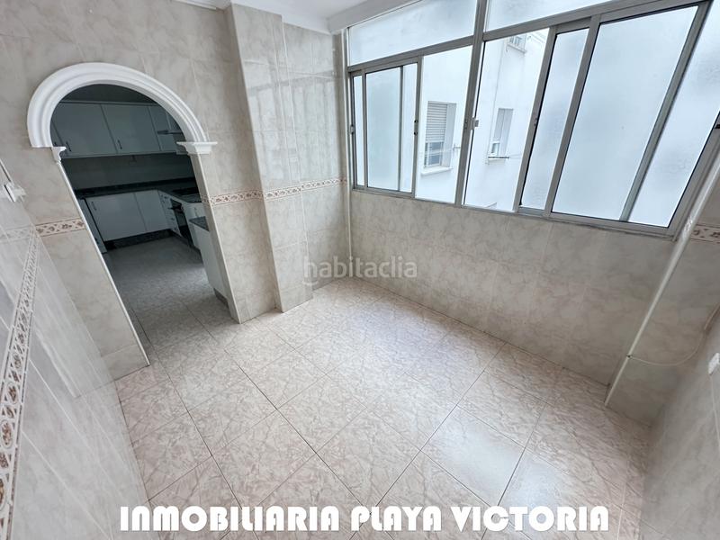 Foto 6304fbc2-316a-45f2-ac61-a4b148229c4d. Appartement dans astilleros - la paz - loreto - el corte inglés Cádiz