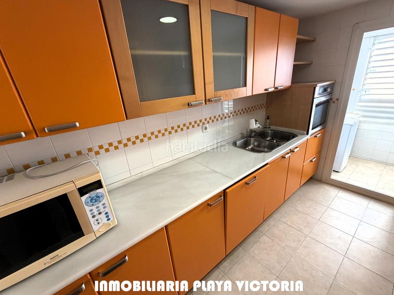 Foto 4a9fecc4-b5c3-454b-be3c-e6f25906745d. Flat with parking in astilleros - la paz - loreto - el corte inglés Cádiz