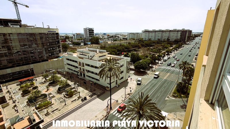 Foto a9181845-35d6-42c3-894a-9ca9ea9c3be4. Pis a Paseo Marítimo - San José - La Laguna Cádiz