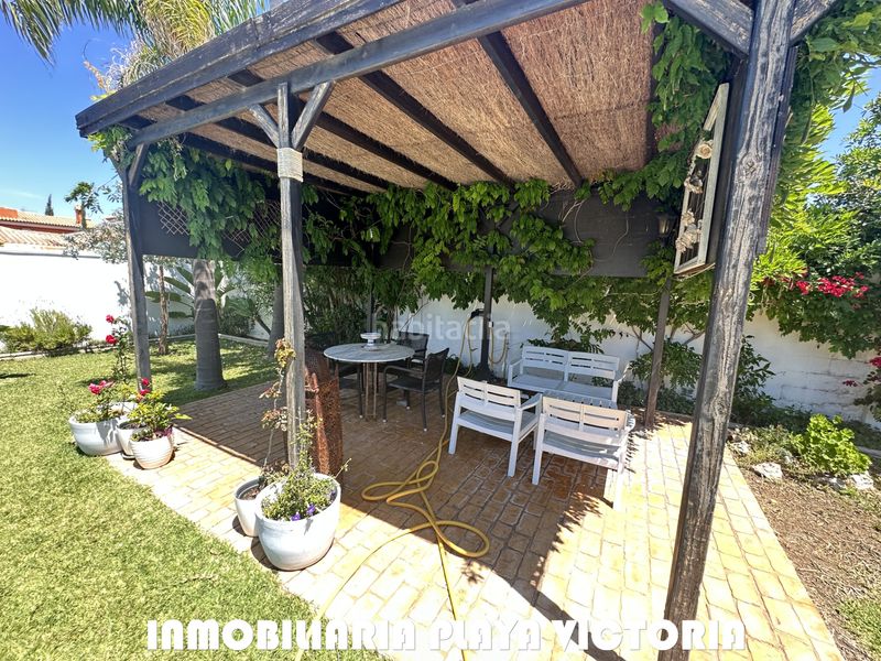 Foto c042d980-b870-446f-85ec-2f3c545873e6. Xalet amb xemeneia aparcament piscina a Sancti Pietri Chiclana de la Frontera