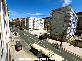 Flat  Avenida cayetano del toro 52. Vivienda en zona playa-estadio con licencia urbanística
