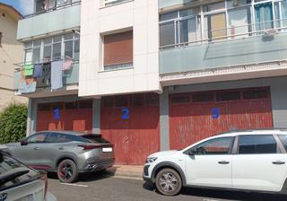 Local Comercial en Estacin kalea 1w. Amplio local  3,34 m de altura con posibilidad cambio uso vivien
