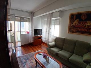 Etagenwohnung in Urnieta. Vivienda a tres orientaciones vistas monte 2 balcones amplios