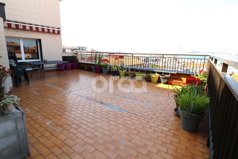 Foto 433a7118-b6b3-48be-8575-7b2a1b33cd09. Attico con riscaldamento in Larrea - San Juan de Dios - Peñota Santurtzi