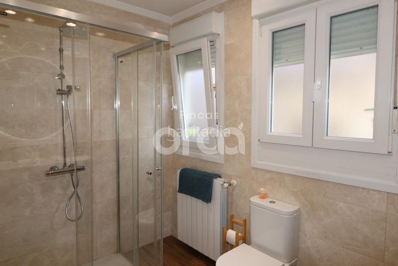 Foto 7b68f85d-8e7b-4973-97ec-e3327d7fc722. Etagenwohnung mit heizung in Villar - San Juan - La Magdalena Santurtzi
