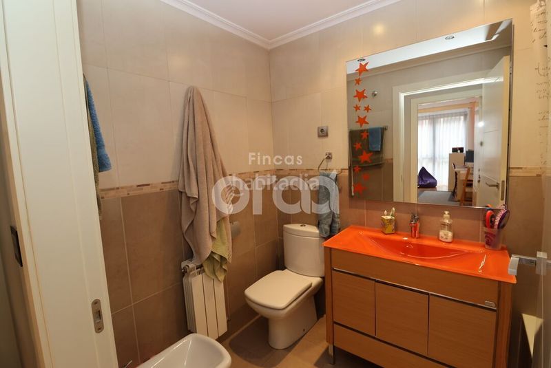 Foto f6a3de07-3145-4898-91c4-0f037635aa67. Pis amb calefacció aparcament a Centro Santurtzi