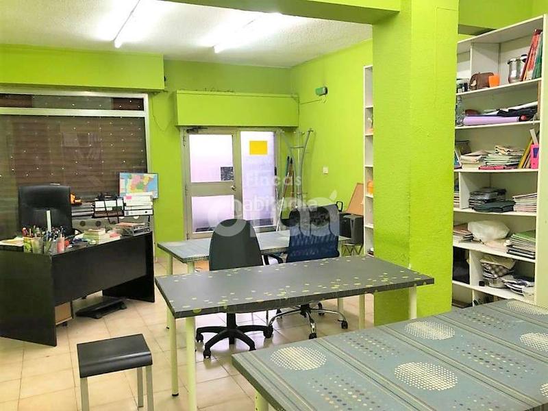 Foto e87b3c93-33b0-40a0-9a7c-6d18aa7dd63a. Location local commercial dans Kabiezes Santurtzi