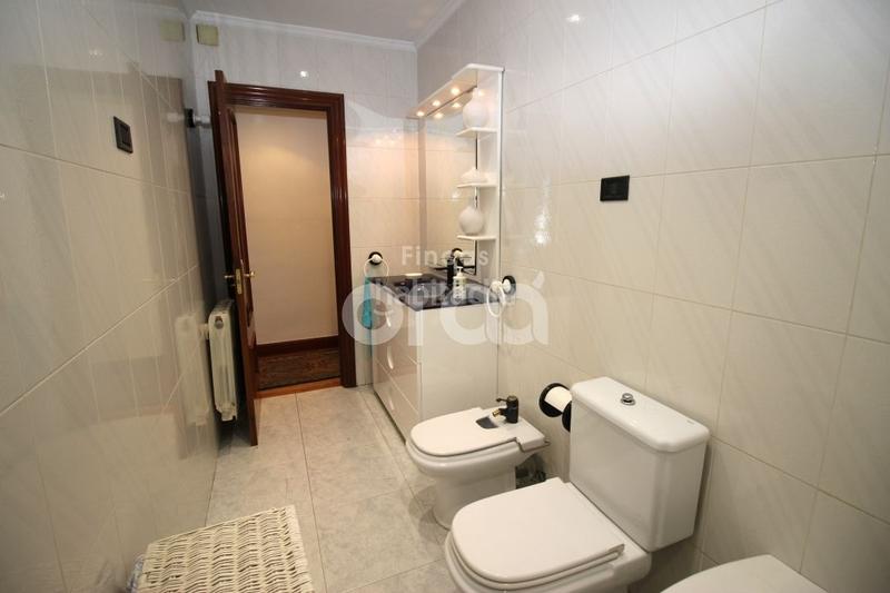 Foto 554a25a2-6040-4036-b9a2-96dafbdf7800. Appartamento con riscaldamento in Centro Santurtzi