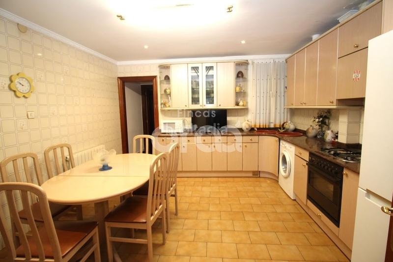 Foto c61d74e8-c4f3-4f33-9541-80fc63b23153. Appartamento con riscaldamento in Centro Santurtzi