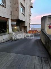 Autoparkplatz in Larrea - San Juan de Dios - Peñota. Parcelas de garaje amplias, facil acceso, centro