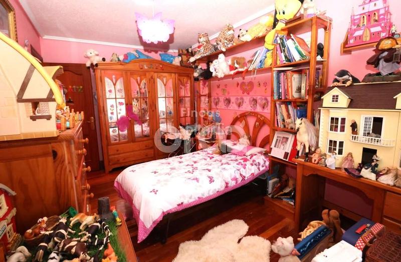 Foto 679cba84-c79e-4ba4-9756-47f7b03b3411. Pis amb calefacció aparcament a Kabiezes Santurtzi