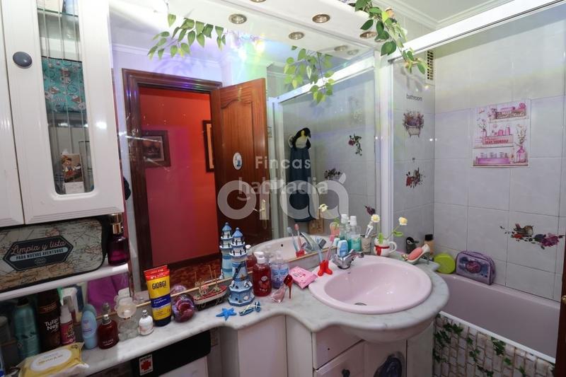 Foto edfdf6bc-37f3-4752-bd10-c7b5cd020a74. Pis amb calefacció aparcament a Kabiezes Santurtzi