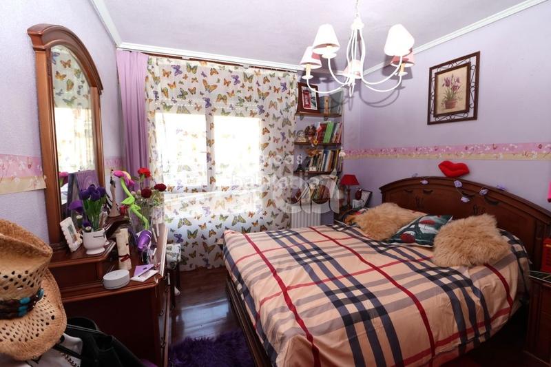 Foto fdaeccf9-d4e5-4ea5-84ba-8ba5334a3052. Pis amb calefacció aparcament a Kabiezes Santurtzi