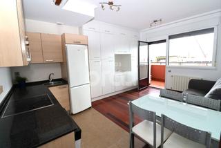 Appartement à Centro. Piso tutelado, tres armarios empotrados