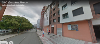 Lloguer Local Comercial en Centro. Local sin instalar
con chimenea preparada para cocina de restau