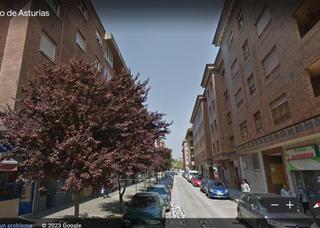 Car parking in Calle de Alejandro Casona