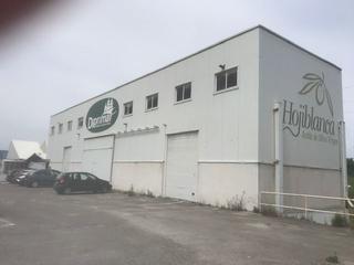 Lloguer Nau industrial a Calle la peña 23