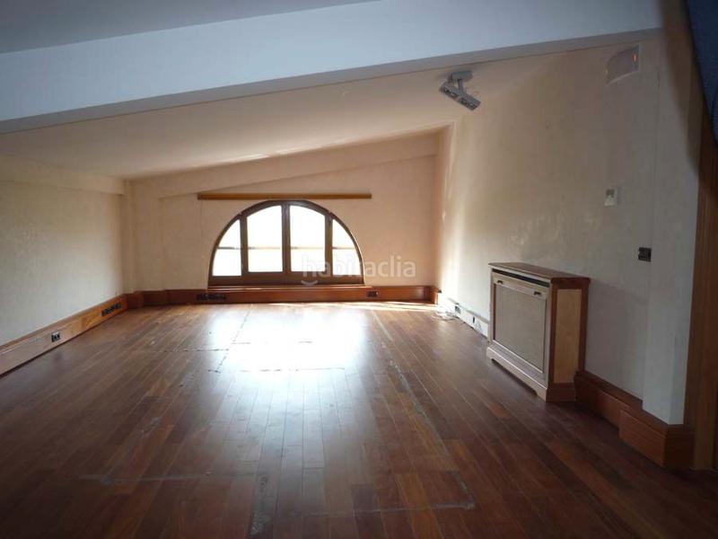 Foto 3e23aa05-27e8-4478-9617-6db954ce6ff5. Office space in carretera al puerto deportivo 27 in Camargo