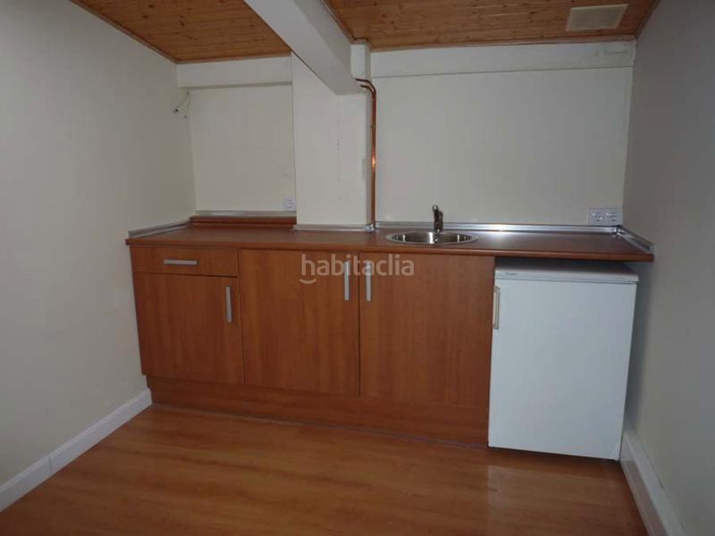 Foto ac15ce05-da8e-4ee6-867a-10cacf69893f. Office space in carretera al puerto deportivo 27 in Camargo