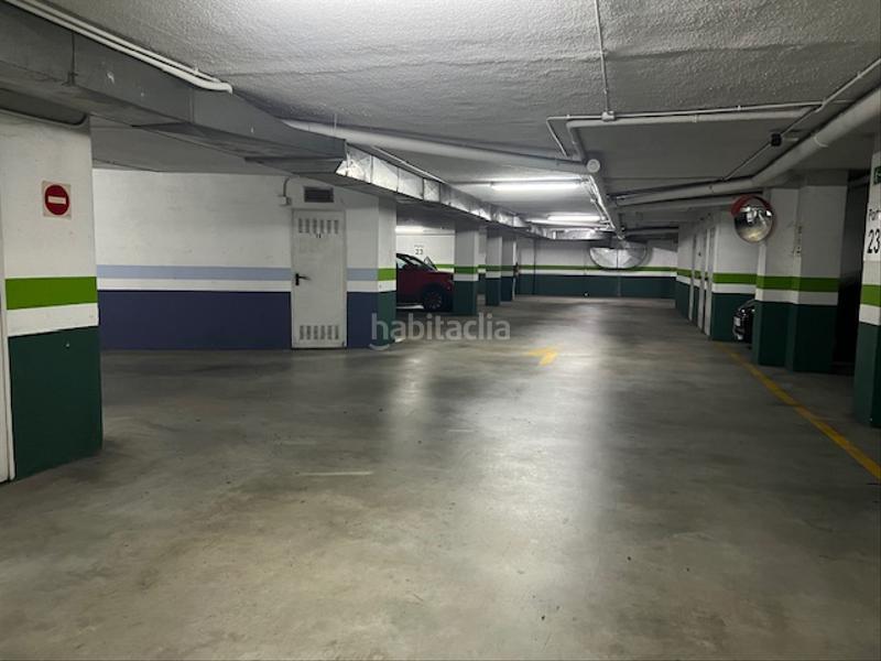 Foto 573202e4-4159-477e-a62e-3445d1cb3524. Alquiler parking coche en calle francisco tomás y valiente 23 garaje junto en nueva montaña en Santander