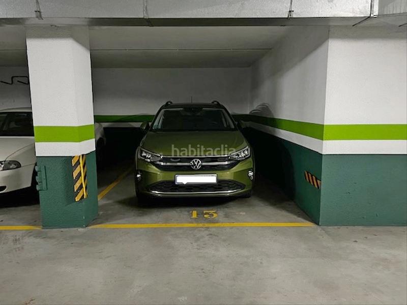 Foto ae6c3a1a-32c0-4a8c-89ea-1507fcbca50e. Alquiler parking coche en calle francisco tomás y valiente 23 garaje junto en nueva montaña en Santander