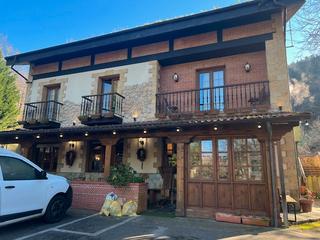 Mas à Barrio santa maría de cayón 55. Albergue en funcionamiento