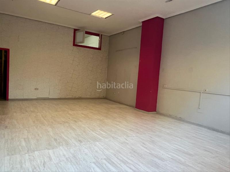 Foto 05cadb20-44ed-4147-9c8a-e28f630d4380. Alquiler local comercial en avenida calvo sotelo 12 local en centro de solares en Medio Cudeyo