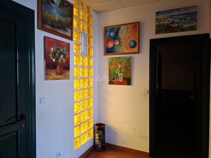 Foto a3c3451c-12a6-4217-bef4-13bdcb103022. Location local commercial dans calle san martín del pino 23 dans Santander