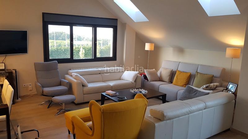 Foto b9a31c4c-4d90-4ac3-b037-0bdf611d4bb9. Dúplex a calle arsenio odriozola 17 a Valdenoja Santander