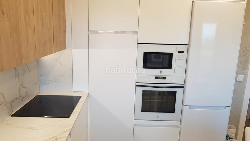 Foto bd4509b7-36ba-4220-9f7e-38d08997ac3a. Dúplex a calle arsenio odriozola 17 a Valdenoja Santander