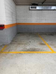 Lloguer Aparcament cotxe  Calle francisco tomás y valiente. Alquiler plaza garaje junto a el corte inglés