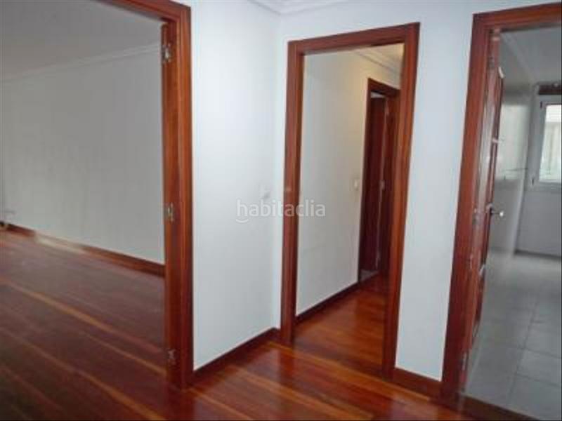 Foto 6a66bc50-1462-4513-bba1-b108bb48e932. Piso en calle francisco tomás y valiente 3 piso junto corte ingles en Santander