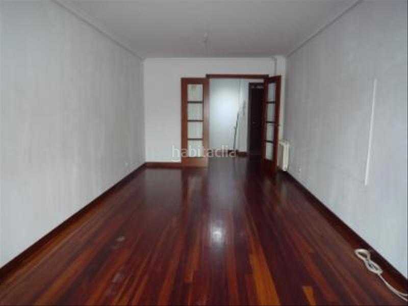 Foto 755dde07-6054-4457-bbe8-0b63193c4a45. Piso en calle francisco tomás y valiente 3 piso junto corte ingles en Santander