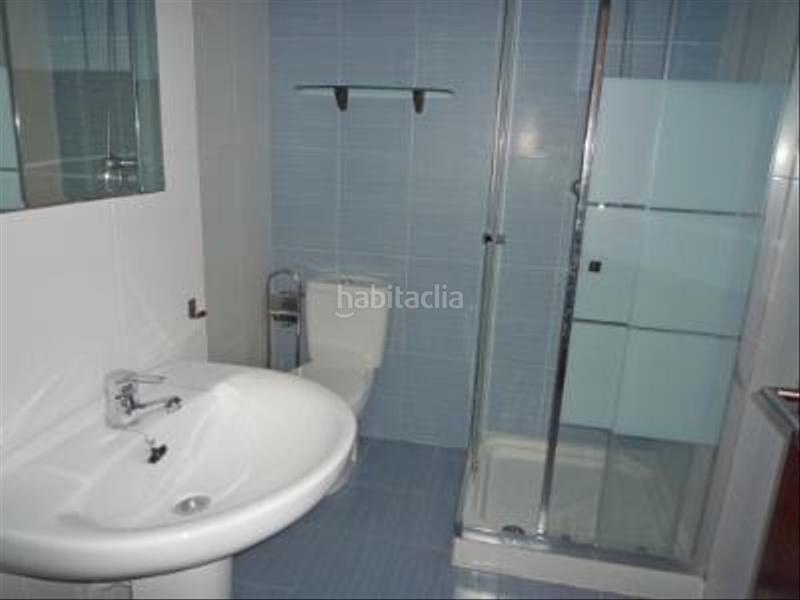 Foto d4d736bc-66ca-4291-9d7b-bd125ed681c1. Piso en calle francisco tomás y valiente 3 piso junto corte ingles en Santander