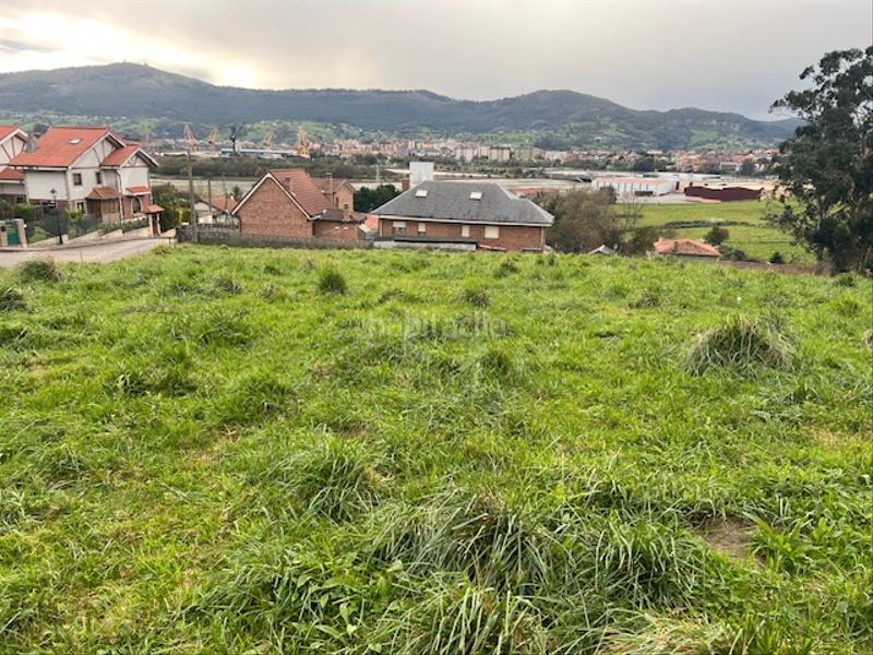 Foto 2a8f0a1d-0c7a-49ba-abbb-2440e6a25de8. Terreno residenziale in calle román rivas 5 in Maliaño Camargo