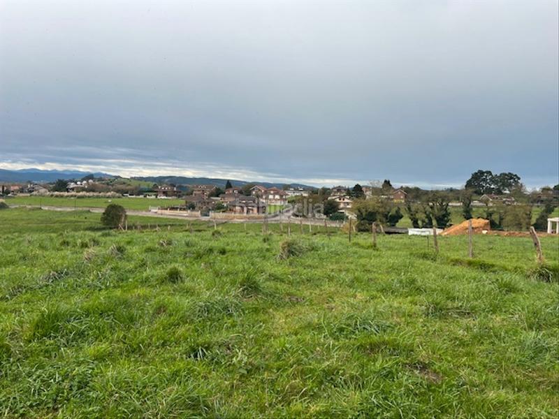 Foto 2e5faacf-84ac-4afc-89ae-5f36f12ce581. Terreno residenziale in calle román rivas 5 in Maliaño Camargo