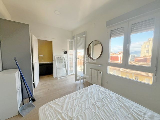 Foto 46c38fce-8876-49e3-89d6-3d86411cf73a. Rent flat in calle del sol 6 in Puerto Chico Santander