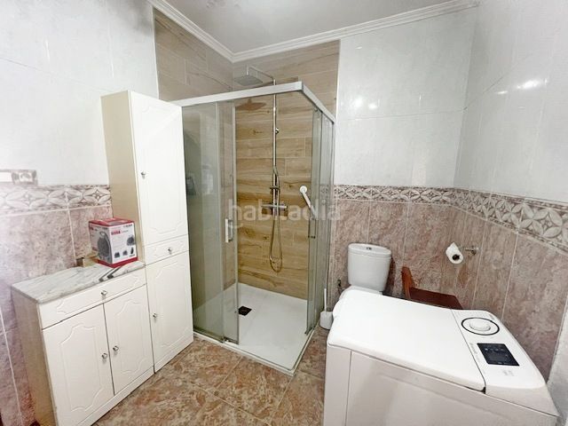 Foto 85d53c22-6844-431c-9895-48b9c20b5ef9. Casa adossada amb aparcament a Reocín