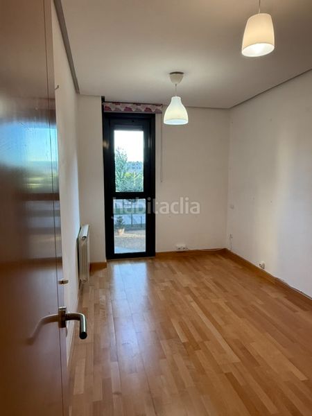 Foto 46fecf7c-5a63-4c40-a78a-ce7d6ebbd9f6. Appartamento in calle eusebio santamaría 3c in Peñacastillo - Nueva Montaña Santander