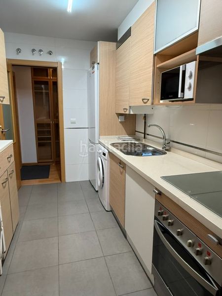 Foto 8261ca64-a819-4898-9919-2df4568ad8be. Appartamento in calle eusebio santamaría 3c in Peñacastillo - Nueva Montaña Santander