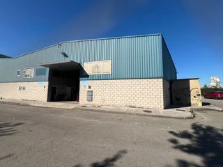 Nau industrial a Poblado Santiago Cartes 74A