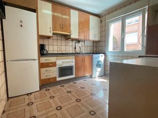 Etagenwohnung  Avenida schulz. Piso en el llano con ascensor de 2 dormitorios