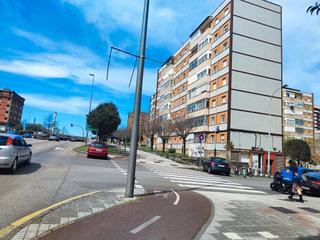 Piso en Pumarín