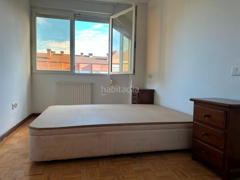 Foto 6259669b-6dc8-43ee-bc4b-a84812be4220. Pis amb calefacció aparcament a Montevil Gijón